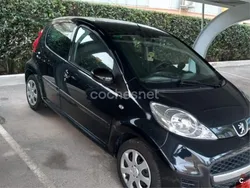 Negro Usado 2010 Peugeot 107 Utilitario | 2000 €