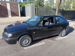 Negro Usado 2001 Toyota Corolla Terra Berlina | 3300 €