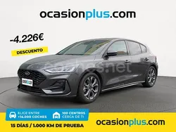 Negro Usado 2024 Ford Focus ST-Line Berlina | 21.890 €