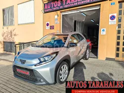 Gris / plata Usado 2022 Toyota Aygo Utilitario | 12.900 € (Precio justo)