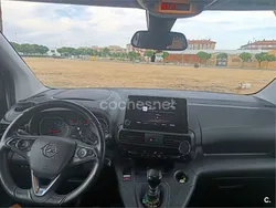 Gris / plata Usado 2021 Opel Combo Life Edition+ Monovolumen | 16.300 € (Precio justo)