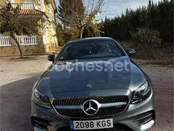 Gris / plata Usado 2018 Mercedes E300 Coupe | 38.900 € (Precio justo)