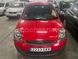 Rojo Usado 2009 Ford Fiesta Ambiente Berlina | 3000 € (Super precio)