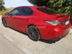 Rojo Usado 2020 Toyota Camry Advance Berlina | 19.000 € (Precio justo)