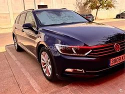 Azul Usado 2019 VW Passat Advance Familiar | 15.990 € (Precio justo)