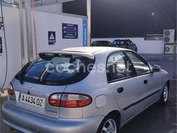 Gris / plata Usado 1999 Chevrolet Lanos SE Berlina | 1500 €