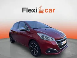 Rojo Usado 2019 Peugeot 208 Allure Utilitario | 7990 € (Super precio)