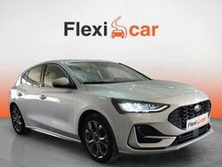 Gris Usado 2023 Ford Focus ST-Line Berlina | 16.390 € (Buen precio)