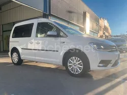 Blanco Usado 2020 VW Caddy Trendline Monovolumen | 22.235 € (Un poco caro)