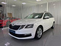 Blanco Usado 2021 Skoda Octavia Ambition Familiar | 12.990 € (Buen precio)