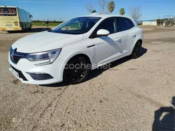 Blanco Usado 2016 Renault Mégane III Life Berlina | 7499 € (Buen precio)