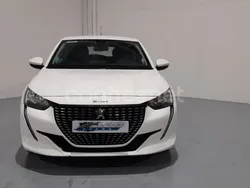 Blanco Usado 2021 Peugeot 208 Active Utilitario | 10.500 € (Precio justo)