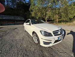 Blanco Usado 2012 Mercedes C220 Coupe | 15.000 € (Precio justo)