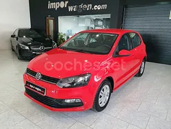 Rojo Usado 2015 VW Polo Advance Berlina | 10.900 € (Precio justo)