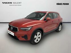 Rojo Usado 2023 Volvo XC40 Core SUV | 28.500 € (Precio justo)