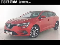 Rojo Usado 2023 Renault Mégane IV Techno Familiar | 26.025 € (Un poco caro)