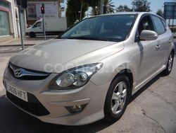 Gris / plata Usado 2011 Hyundai i30 Comfort Berlina | 5700 € (Precio justo)