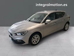 Gris Usado 2023 Seat Leon Style Utilitario | 20.900 € (Un poco caro)