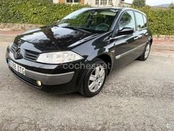 Negro Usado 2005 Renault Mégane II Dynamique Berlina | 2600 € (Precio justo)