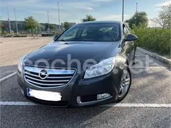 Gris / plata Usado 2012 Opel Insignia Selective Berlina | 7600 € (Precio justo)