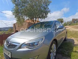 Gris / plata Usado 2010 Opel Astra Cosmo Berlina | 5000 € (Precio justo)