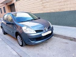 Gris / plata Usado 2007 Renault Clio II Authentique Berlina | 3200 € (Precio justo)