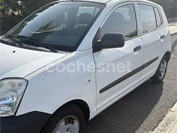 Blanco Usado 2005 Kia Picanto LX Utilitario | 1200 € (Precio justo)
