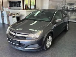 Negro Usado 2008 Opel Astra GTC Cosmo Utilitario | 4490 € (Precio justo)