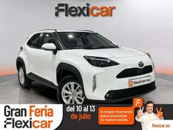 Blanco Nuevo 2025 Toyota Yaris Cross Active SUV | 23.890 € (Precio justo)