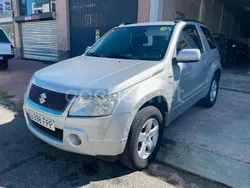 Gris / plata Usado 2007 Suzuki Grand Vitara SUV | 6900 € (Precio justo)