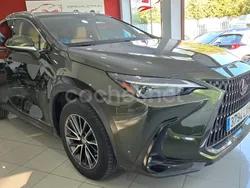 Verde Usado 2022 Lexus NX450h+ Executive Line SUV | 49.490 € (Precio justo)