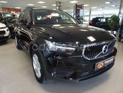 Negro Usado 2022 Volvo XC40 Core SUV | 23.999 € (Precio justo)