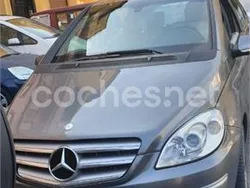 Gris / plata Usado 2009 Mercedes B180 Sport Edition Monovolumen | 5000 € (Super precio)