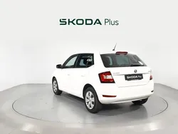 Blanco Usado 2019 Skoda Fabia Ambition Berlina | 12.300 € (Precio justo)
