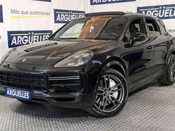 Negro Usado 2018 Porsche Cayenne Turbo SUV | 79.990 € (Super precio)