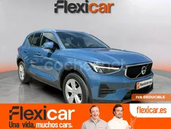 Azul Usado 2024 Volvo XC40 Core SUV | 32.990 € (Precio justo)