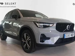 Gris Nuevo 2025 Volvo XC40 Plus SUV | 41.800 € (Precio justo)