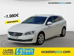 Blanco Usado 2017 Volvo V60 Momentum Familiar | 16.500 € (Precio justo)