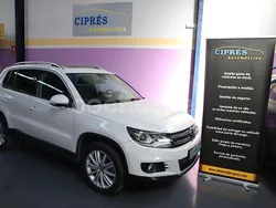 Blanco Usado 2011 VW Tiguan Sportline SUV | 14.900 € (Caro)