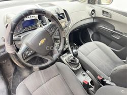 Negro Usado 2012 Chevrolet Aveo LS Berlina | 4000 € (Precio justo)