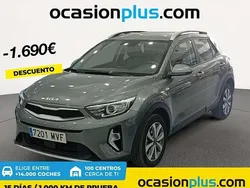 Gris Usado 2024 Kia Stonic SUV | 16.900 € (Precio justo)