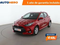 Rojo Usado 2022 Toyota Yaris Edition Berlina | 19.199 €