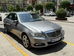 Gris / plata Usado 2010 Mercedes E350 Avantgarde Berlina | 9900 € (Super precio)