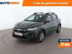 Gris Usado 2023 Dacia Sandero Expression Utilitario | 16.761 € (Precio justo)