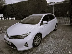 Blanco Usado 2014 Toyota Auris Active Berlina | 3000 €