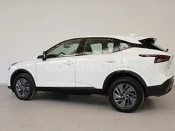 Lunar white metalizado Usado 2024 Nissan Qashqai Acenta SUV | 24.890 € (Precio justo)
