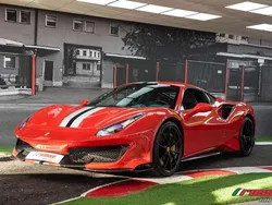 Rojo Usado 2018 Ferrari 488 Coupe | 439.999 €