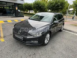 Negro Usado 2020 VW Passat Executive Familiar | 19.500 € (Precio justo)