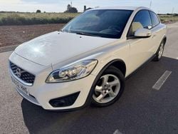 Blanco Usado 2011 Volvo C30 Momentum Utilitario | 8995 € (Precio justo)