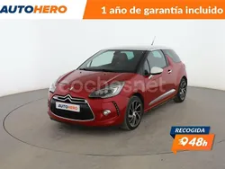 Rojo Usado 2015 DS Automobiles DS3 Style Berlina | 8199 € (Precio justo)